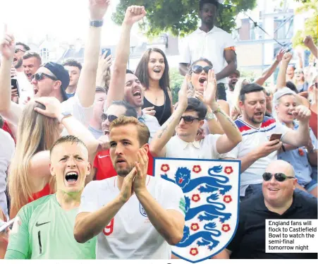  ??  ?? England fans will flock to Castlefiel­d Bowl to watch the semi-final tomorrow night