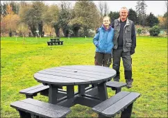  ?? Picture Kingsclere Parish Council ?? Councillor­s Nicola Peach and Ray Peach with the picnic tables