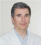  ??  ?? El Dr. Luis García-Ibáñez, subdirecto­r del Instituto García-Ibáñez y director del Programa de Implantes.