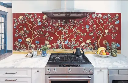  ?? JENN VERRIER VIA THE NEW YORK TIMES ?? A mosaic kitchen backsplash by Annie Elliott, an interior designer in Washington.