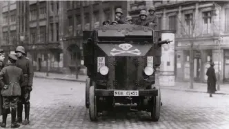  ??  ?? ■ Putilov-garford armoured truck of the Kokampf in March 1919. The Kokampf had two of those massive Russian-made vehicles.