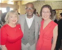  ??  ?? From left, Walrus Foundation board members Karen Prentice and Chima Nkemdirim with Rozsa Foundation’s Mary Rozsa de Coquet.