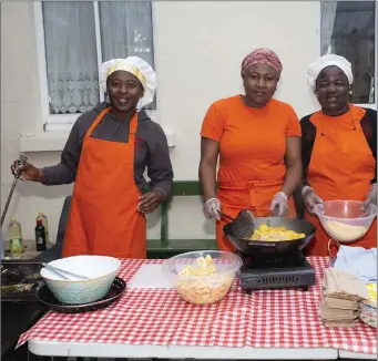  ??  ?? Uabel Chan, Florence Dineo, Kathleen Mangwanya cooking up a storm at Beltra Market last Saturday