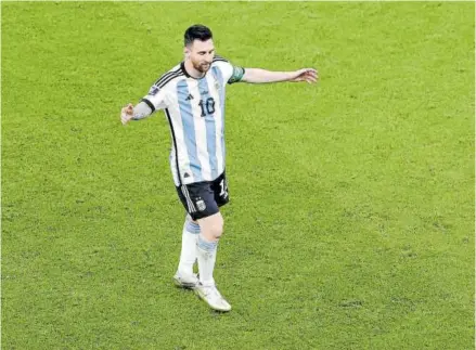  ?? Foto: Efe ?? Leo Messi, con los brazos abiertos, después de marcar el primer gol del partido.