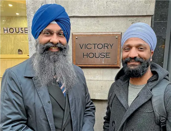  ??  ?? Raman Sethi, pictured right with his lawyer Mukhtiar Singh, says it was good to see that his employment tribunal win was making the hospitalit­y industry take notice of ‘‘no-beard’’ policies.