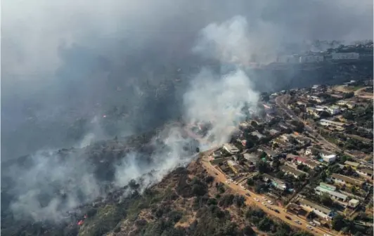  ?? ?? ► Los siniestros han causado daño en más de 6.000 hogares en las comunas de Quilpué, Villa Alemana, Valparaíso y Viña del Mar.