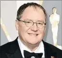  ??  ?? John Lasseter. El fundador de la companyia d’animació Pixar es va agafar una baixa pel temor de ser denunciat per abusos. Era conegut per tocar o fer petons al personal.