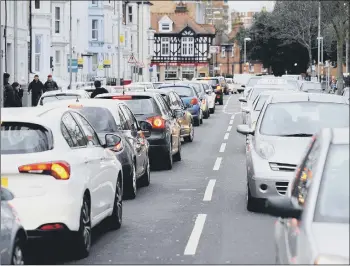  ?? Picture by: Malcolm Wells (180312-8276) ?? CUTTING CONGESTION A car club could be introduced in Portsmouth to reduce car ownership and encourage more people to walk and cycle