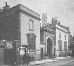  ??  ?? Above left:
William Minor was Murray’s most avid correspond­ent. Top
right: Broadmoor, a psychiatri­c hospital that Minor was sent to after committing murder. Above right:
The Red Lion pub, where Minor shot a suspected felon.