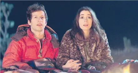  ?? HULU ?? Actor and co-producer Andy Samberg as Nyles and actor Cristin Milioti as Sarah star in the time-loop comedy “Palm Springs.”