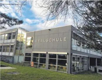  ?? FOTO: MICHAEL HOCHHEUSER ?? Einen weiteren positiv getesteten Schüler gibt es an der Realschule Trossingen.