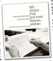  ??  ?? Das im Wiener Dom- Verlag erschienen­e Buch enthält Texte von ehemals obdachlose­n Menschen, die in der Schreibwer­kstatt im VinziRast- CortiHaus entstanden.