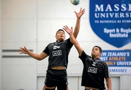  ??  ?? Auckland’s Cameron Suafoa and Counties Manukau’s Stone Tuipulotu compete for the ball at a lineout at the New Zealand Under 20s developmen­t camp.