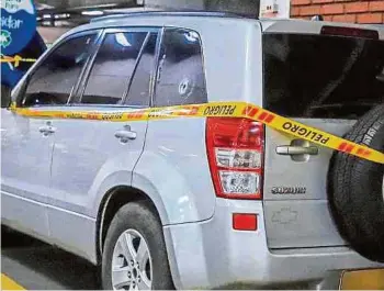  ?? RED DE MOVILIDAD DEL VALLE Y CAUCA ?? El carro de la Contralora recibió los balazos en la parte trasera, en ambos lados.