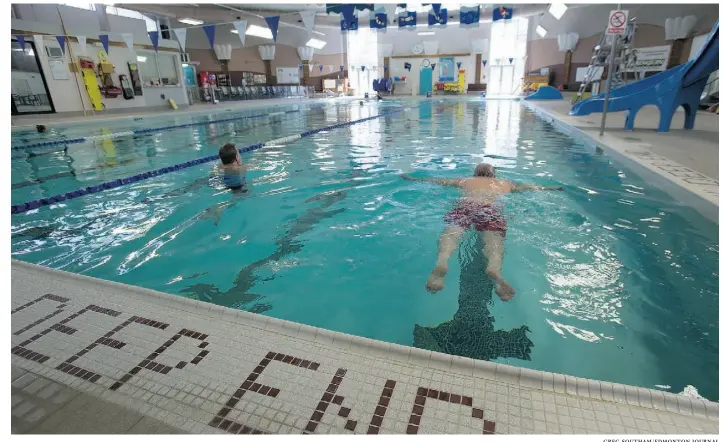  ?? GREG SOUTHAM/EDMONTON JOURNAL ?? Australian company Paul Sadler Swimland will run swimming lessons and other programs beginning in September at Eastglen pool, where the number of pool users has been falling for a decade.