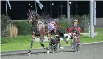  ?? NEW IMAGE MEDIA ?? Montrell Teague drives North America Cup favourite Lather Up around the track at Woodbine Mohawk Park.