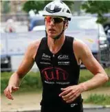  ??  ?? Der Geraer Triathlet Robin Schneider startet heute erstmals auf Hawaii. Foto: Jens Lohse