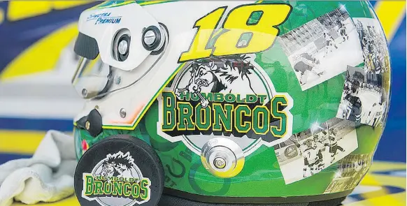  ?? MATTHEW MANOR/NASCAR ?? Race-car driver Alex Tagliani had a special helmet made up to honour the Humboldt Broncos and the 16 people who died in the April crash of the team bus.