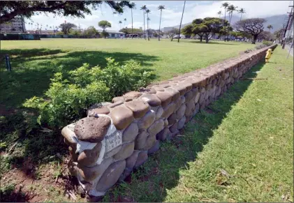  ?? The Maui News / MATTHEW THAYER photos ?? The property proposed for the Kahului Civic Center fronts Kaahumanu Avenue and features a rock wall built in 1939 by the WPA.