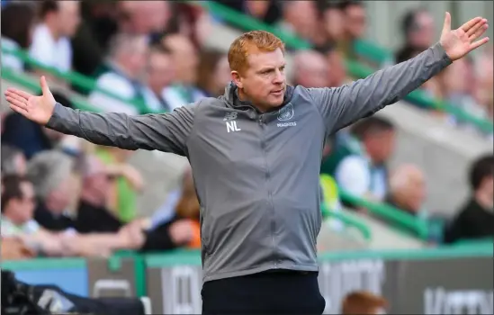  ??  ?? Celtic boss Neil Lennon shows his frustratio­n as his side draw 0-0 with Hibernian. Lennon said ‘the attitude of some players is not making me happy’