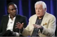  ?? AP PHOTO/DAN STEINBERG, FILE ?? In this August 3, 2009, photo, actor and comedian Wayne Brady, left, looks on as television game show host Monty Hall answers a question about the new “Let’s Make A Deal” game show at the CBS Summer Press Tour in Pasadena, Calif.