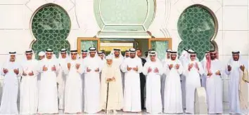  ?? WAM ?? Shaikh Mohammad Bin Zayed prays at the tomb of Shaikh Zayed Bin Sultan Al Nahyan at the Shaikh Zayed Grand Mosque in Abu Dhabi. Lt-General Shaikh Saif Bin Zayed, Shaikh Mansour Bin Zayed, Shaikh Hazza Bin Zayed and Shaikh Abdullah Bin Zayed also joined him in the prayer.