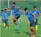  ?? — ARUN CHANDRABOS­E ?? Kerala Blasters players at a training session in Kochi on Thursday.