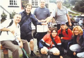  ??  ?? A team of canal walkers in 2004, including Mervyn.