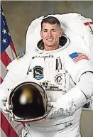  ??  ?? el AstronAutA Shane Kimbrough