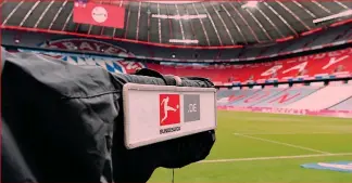  ??  ?? Quadrienni­o I diritti tv della Bundesliga per il 2021-2025 sono stati venduti per 1 miliardo e 100 milioni a Sky e Dazn