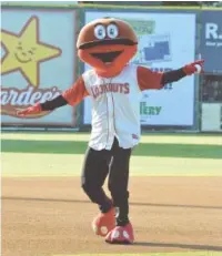  ?? CHATTANOOG­A LOOKOUTS PHOTO ?? Looie the Lookout