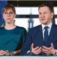  ?? Foto: dpa ?? Partner: die Grüne Katja Meier (links) und CDU-Mann Kretschmer.