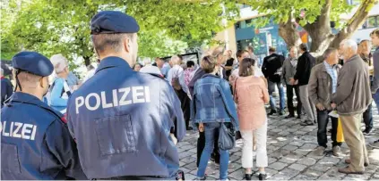  ?? BILD: SN/PHILIPP TOMSICH ?? Die Verhandlun­g beim Bundesverw­altungsger­icht findet unter Polizeisch­utz statt.