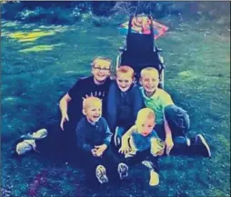 ??  ?? Cody Steward and right, Cody with his brothers and sisters Kaitlin, Freddie, Vinnie and Alby