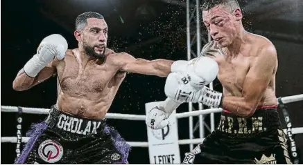  ?? FOTO: DIEGO VALENZUELA/GALLEGO PRADA ?? Moussa Gholam disputa su segundo combate del año ante Elnur Samedov en la ciudad rusa de Ekaterimbu­rgo