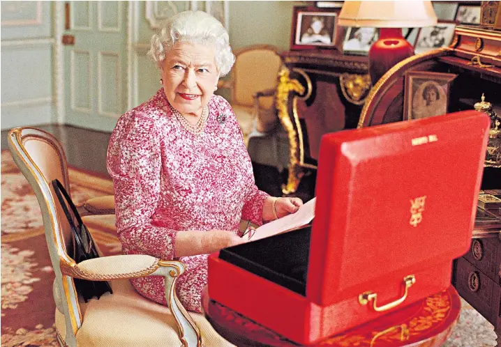 ??  ?? A portrait by Mary McCartney of the Queen receiving official papers at Buckingham Palace was released to mark the occasion