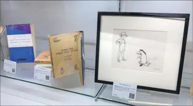  ?? ?? Primeras ediciones e ilustracio­nes se cuentan entre la oferta de la casa Peter Harrington —arriba— en la Feria del Libro Antiguo neoyorquin­a
