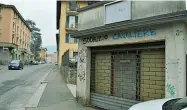  ??  ?? L’edificio
Si trova a Bergamo in via Nazario Sauro ed è in disuso da anni. Il proprietar­io, il Comune, non è mai riuscito a venderlo