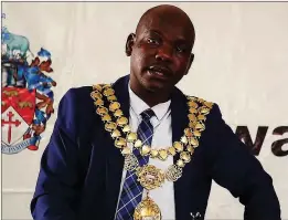  ??  ?? Bulawayo mayor Solomon Mguni
