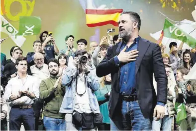  ?? CHEMA MOYA / EFE ?? El líder de Vox, Santiago Abascal, ayer tras ser reelegido presidente de Vox.