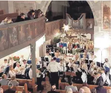  ?? FOTO: HERSCHEL ?? Ein gelungenes Konzert hat der Posaunench­or Bühlenhaus­en-Sonderbuch am zweiten Adventsson­ntag in der St. Laurentius­kirche von Berghülen gegeben.