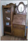  ??  ?? This circa 1910 Larkin desk should be a soft golden color. Instead, it looks like mahogany.