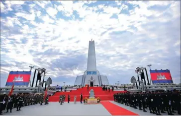  ?? STPM ?? Prime Minister Hun Manet arrives at the celebratio­ns of the 25th anniversar­y of the end of the Kingdom’s civil war, held at the Win-Win Memorial in Phnom Penh’s Chroy Changvar district on December 29.