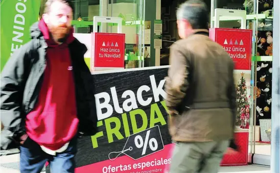  ?? CRISTINA BEJARANO ?? Dos tercios de las contrataci­ones del «Black Friday» y del «Cyber Monday» serán en logística y un tercio en comercio