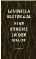  ??  ?? Ljudmila Ulitzkaja: Eine Seuche in
der Stadt
A.d. Russ. von Ganna‰maria Braungardt,
Hanser, 112 Seiten,
16 Euro