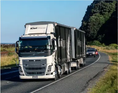  ??  ?? Could Kiwitrans fleet No2 be the truck that pioneered a paradigm shift in the way we connect truck to trailer?