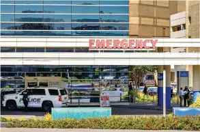  ?? (Liesbeth Powers/ The Dallas Morning NEWS/TNS) ?? Health care employees and advocates say the shootings of two Dallas hospital workers represent the latest in an increasing wave of workplace violence acts in recent years, which range from verbal abuse to fatal physical attacks.