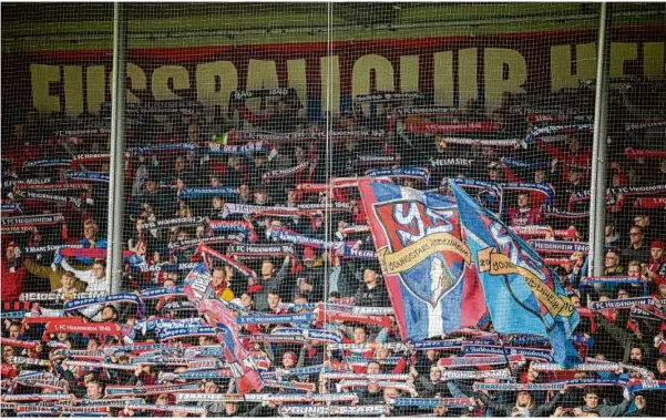  ?? Foto: Eibner/sascha Walther ?? Volle Tribünen gab es in der Voith-arena bei den Heimspiele­n des FCH in der Hinrunde nicht immer. Mit und nach dem Topspiel gegen den Hamburger SV könnte sich das aber ändern.