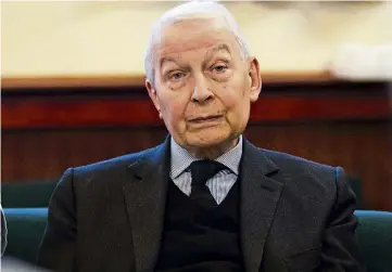  ?? ?? INTELLECTU­AL: Frank Field pointed out distinctio­n between tax and contributi­ons.