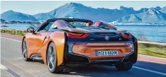  ?? Foto: BMW AG ?? Fahrspaß? Nach oben offen! Das ist der BMW i8 Roadster.